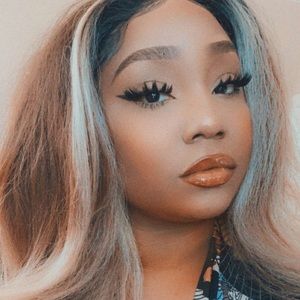 Meet your Posher, Brianna